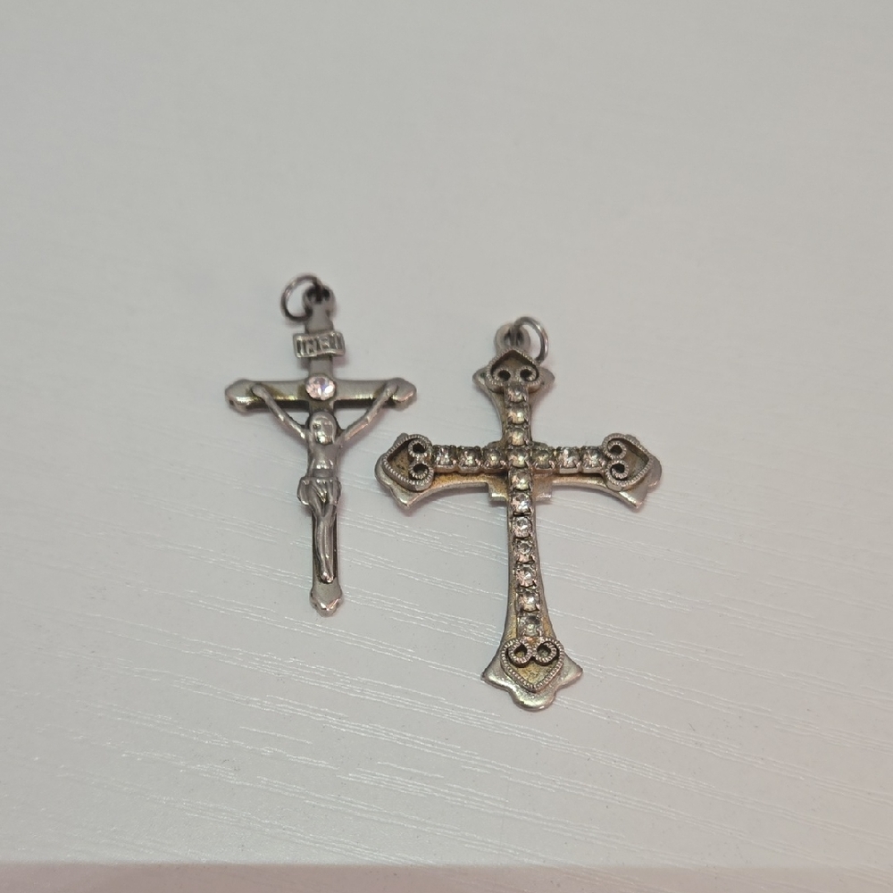 Silver Cross Pendant Set
